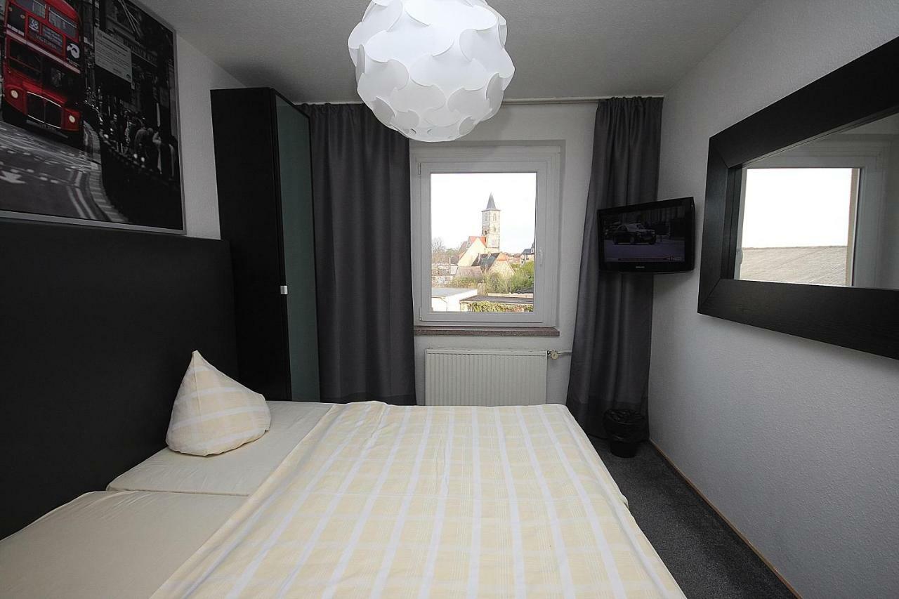 Sl'Otel Budget Bernburg Exterior foto